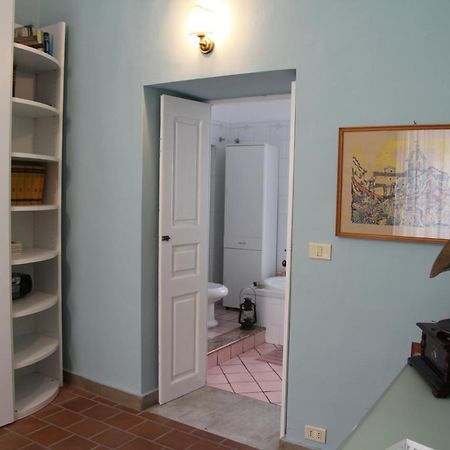 Casa Vacanza Icaros, Ortigia Hictoric Center, 200 Mt From The Beach Syracuse Exterior foto