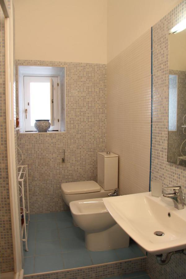 Casa Vacanza Icaros, Ortigia Hictoric Center, 200 Mt From The Beach Syracuse Exterior foto