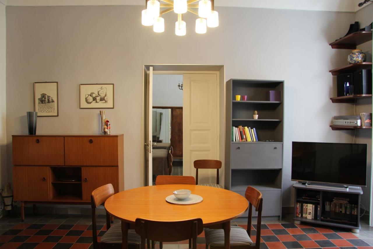 Casa Vacanza Icaros, Ortigia Hictoric Center, 200 Mt From The Beach Syracuse Exterior foto