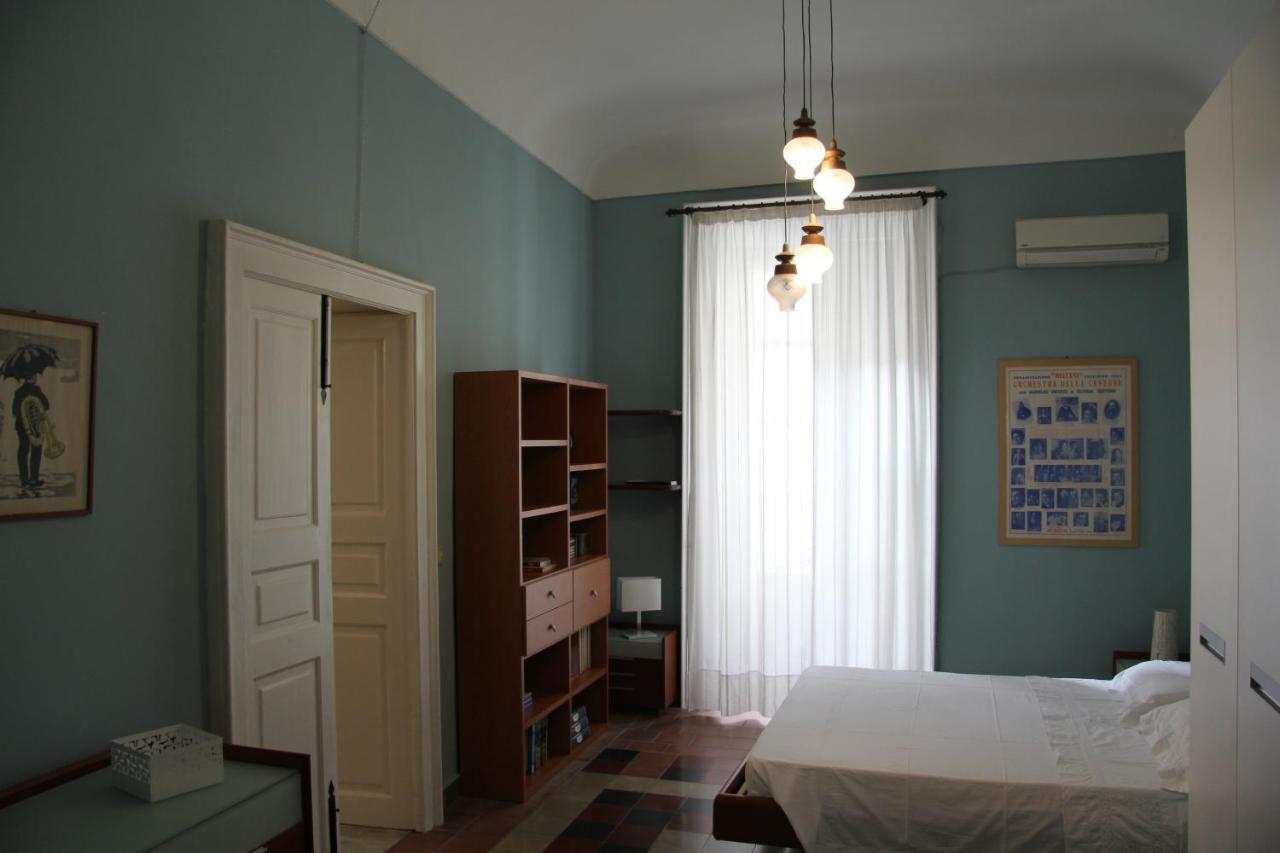 Casa Vacanza Icaros, Ortigia Hictoric Center, 200 Mt From The Beach Syracuse Exterior foto