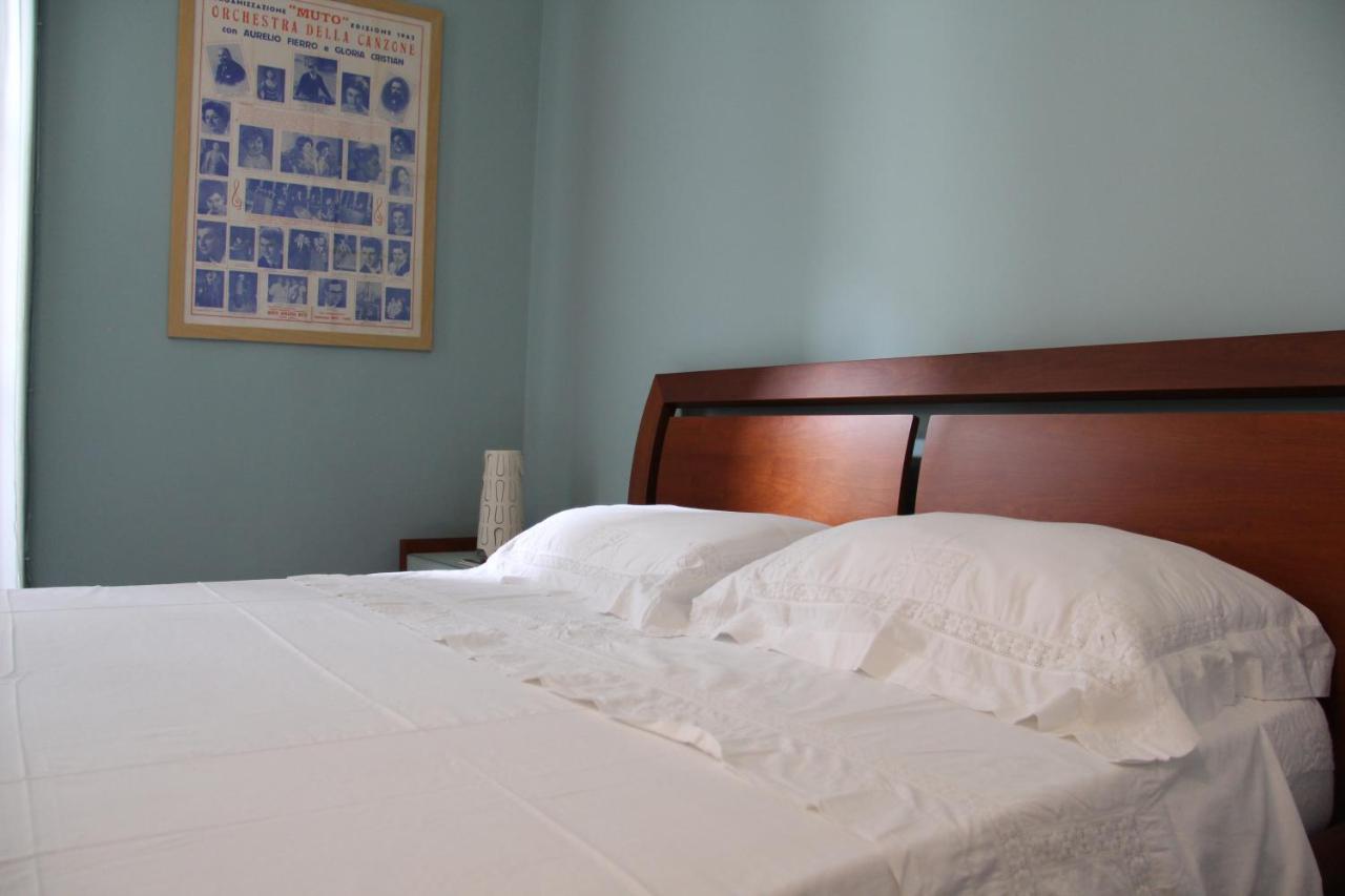 Casa Vacanza Icaros, Ortigia Hictoric Center, 200 Mt From The Beach Syracuse Exterior foto
